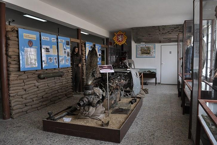 Letecké muzeum Deštná