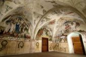 Expozice sálů zámku Žirovnice s gotickými nástěnnými freskami z 15. století