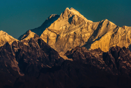 kanchenjunga-mountain-darjeeling
