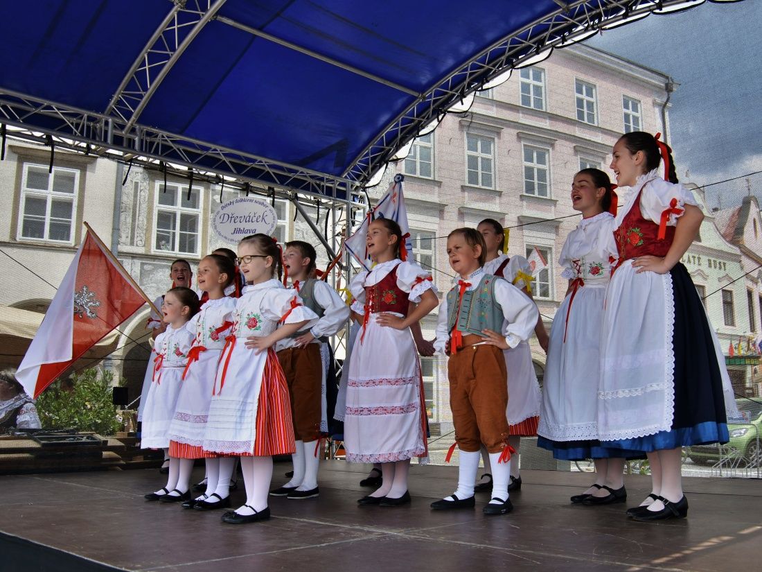 Folklorni festival jihoceskych souboru v Jindrichově Hradci