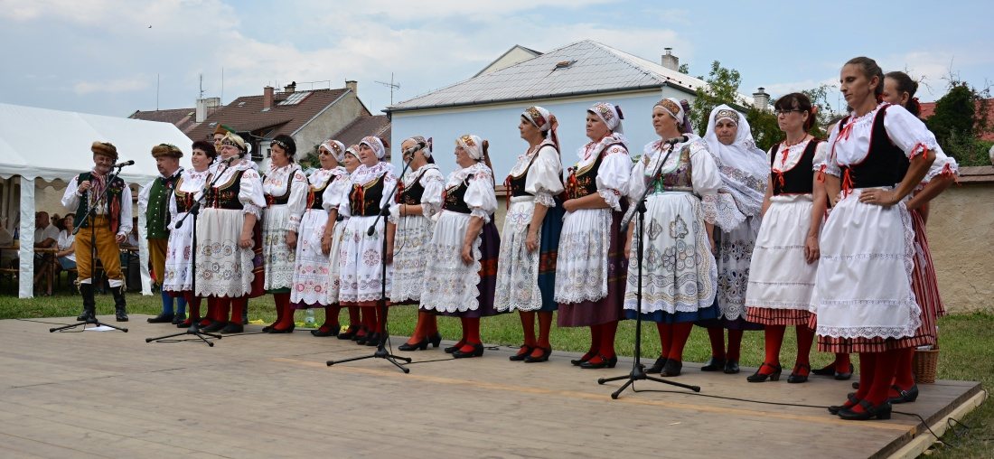 Folklorni festival jihoceskych souboru v Jindrichovì Hradci