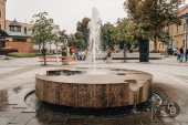 Fontána na Masarykově náměstí (Jindřichohradecké sochy a památníky)