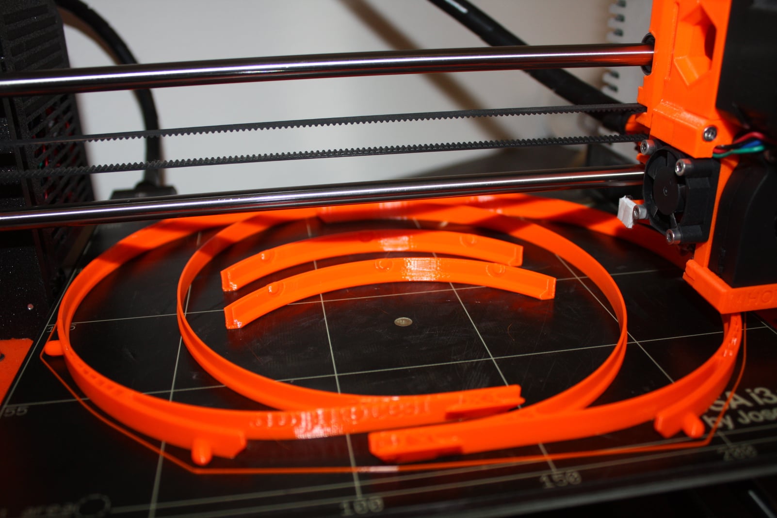Jindřichohradečáci tisknou ochranné štíty na 3D tiskárnách