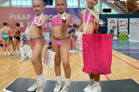 III VT. MINI TRIO
