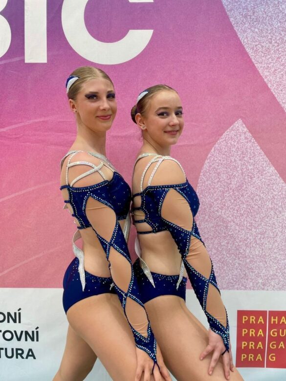 JUNIOR DUO 10. místo Mia Chytrová + Kateřina Kolaříková